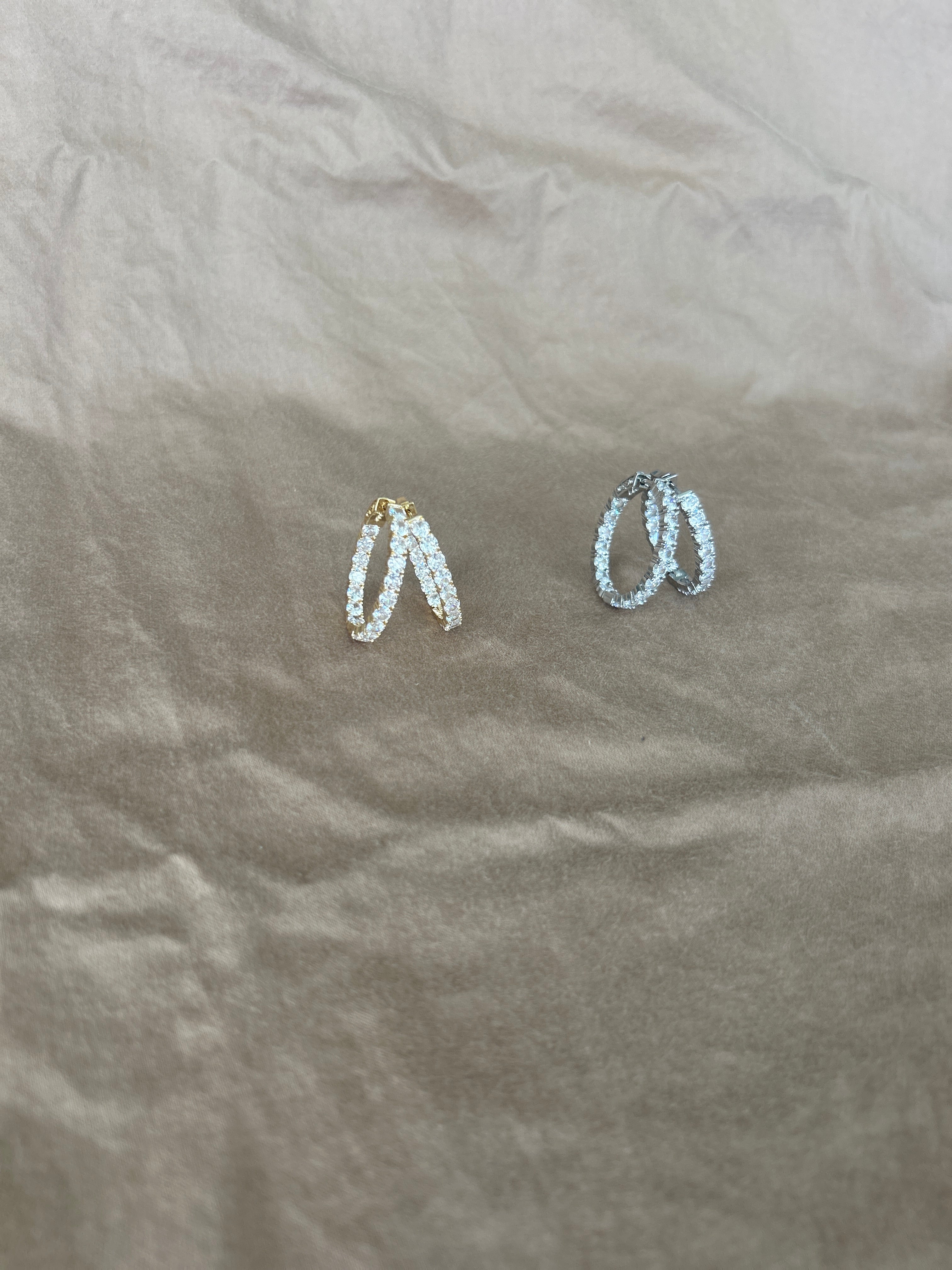 Oval inside out hoops