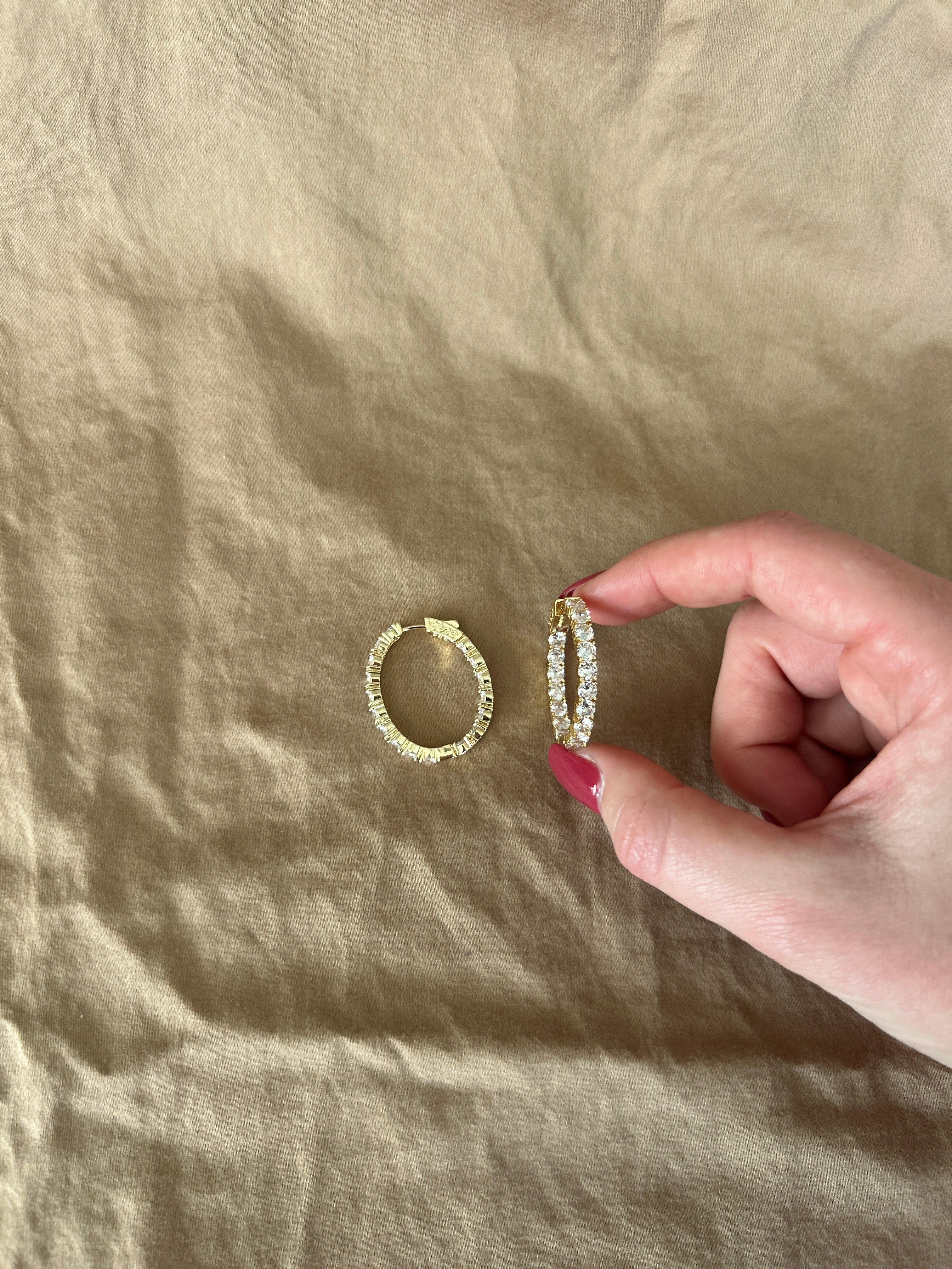 Oval inside out hoops